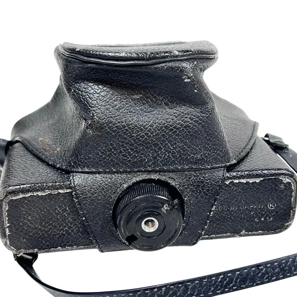 YASHICA Electro 35 GSN Rangefinder 35mm Film Camera w/45mm f/1.7 Lens Cases